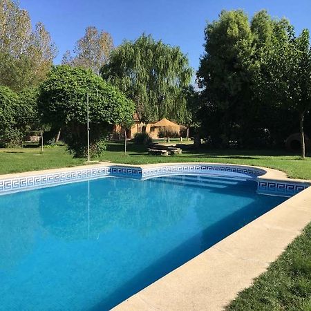 Villa Complejo Rural La Badia Lucillos Exterior foto