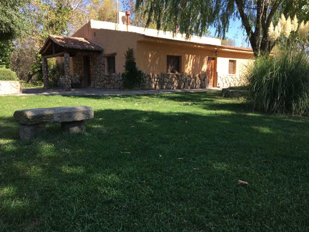 Villa Complejo Rural La Badia Lucillos Exterior foto